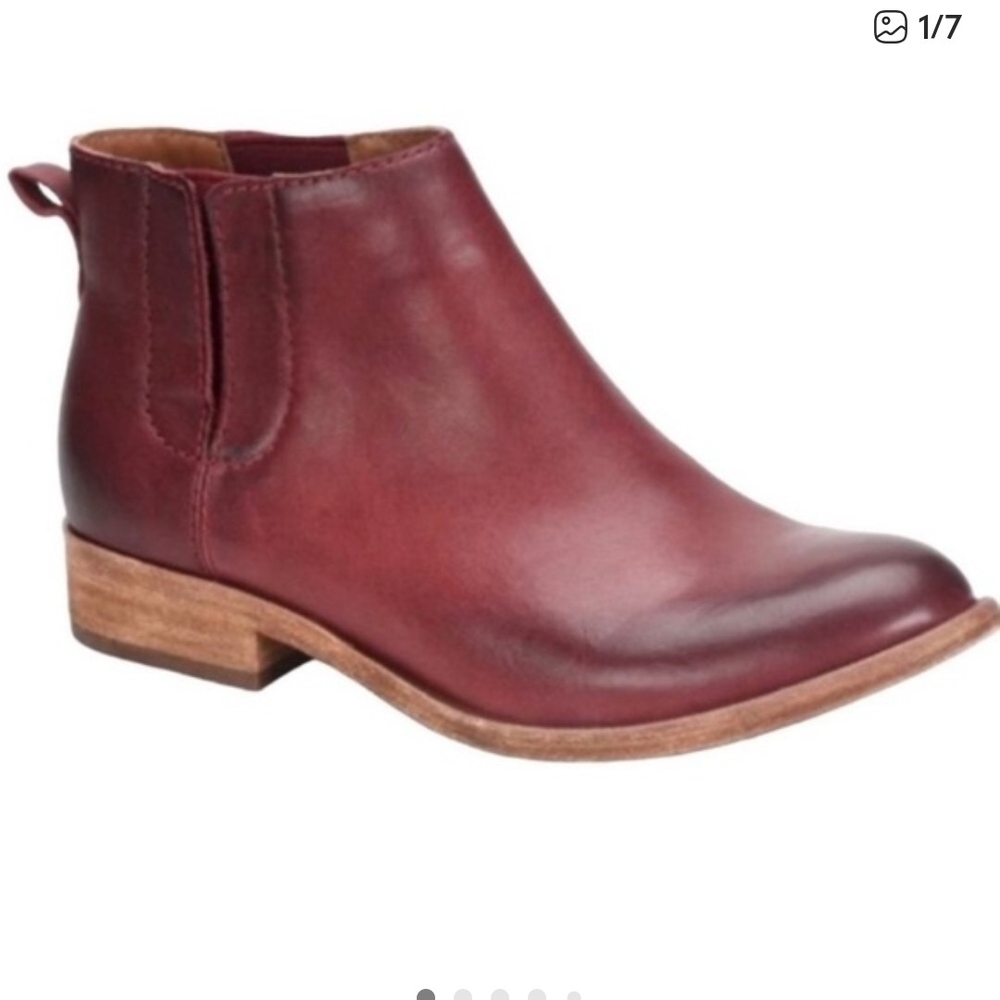 Women's Burgundy Ankle Boots